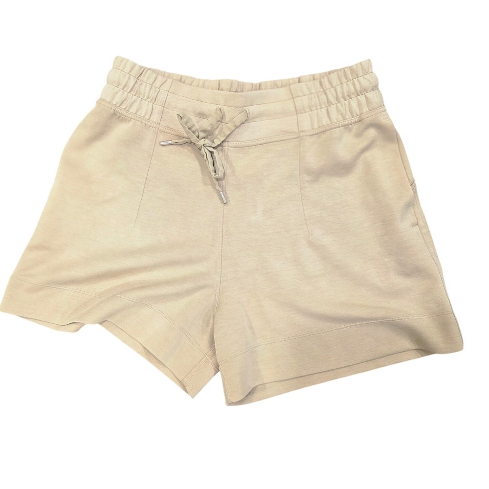 Lululemon Softstreme High-Rise Shorts Tan Beige‎ Size 8 Drawstring Pockets